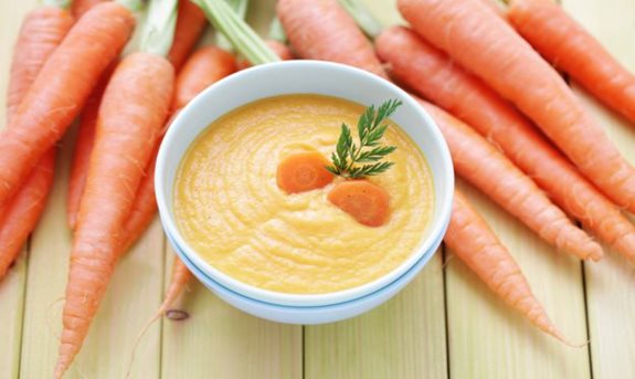 Supă-cremă de morcovi și portocale